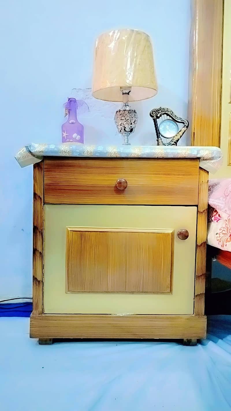 Bed & Dressing table 1