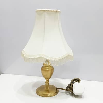 Vintage Brass Table Lamp with a Cream-Colored Shade | Timeless Design