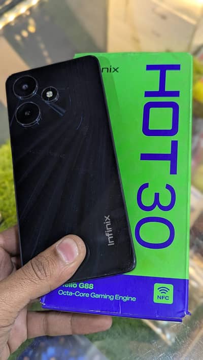 infinix hot 30 (8+128)