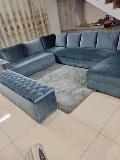L shaped sofa 8 seater wid 8 cushion