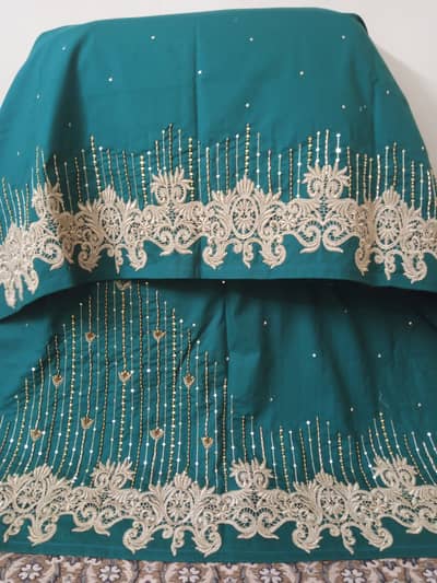 Unstich Designer Top, Sleeves & Straight Lehenga – Light Zardozi/Dabka