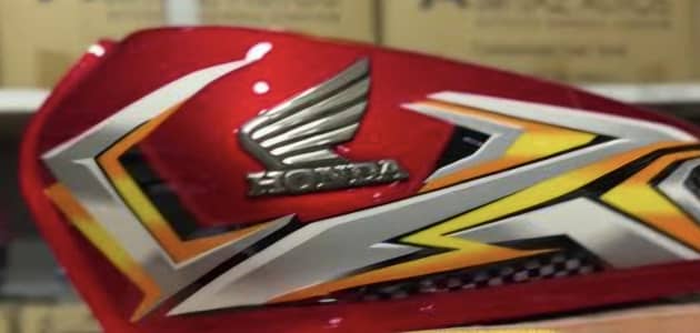 Honda 125 Tanki Tapy original