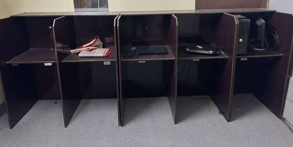 Cubicles With Electric Boards In Good Condition