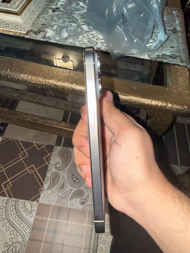 IPHONE 15 pro Max Non PTA 1