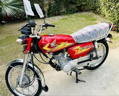 CG 125 . . 2021 . . . . like a new condition. just buy & drive