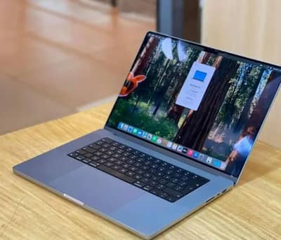 MACBOOK PEO 2017 (16-512) 15 inches