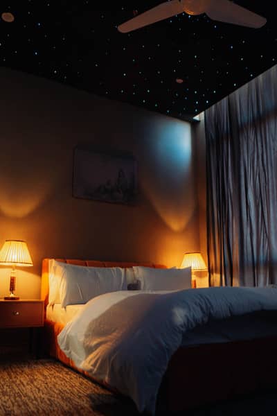 One bed apartment per day available Gulbarga green Islamabad