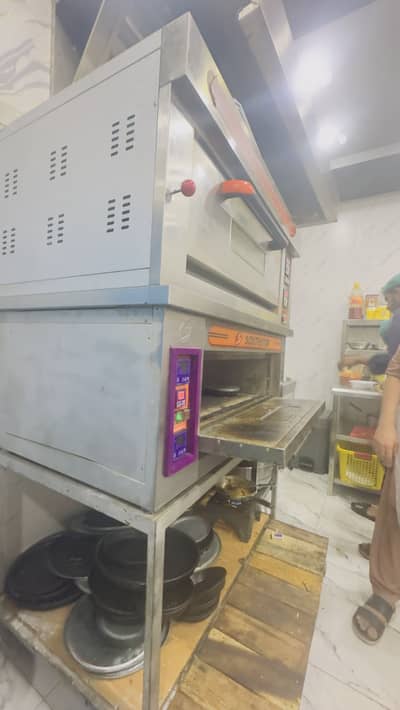 Bjle pr chlta h boht shi sy chl rha h ab