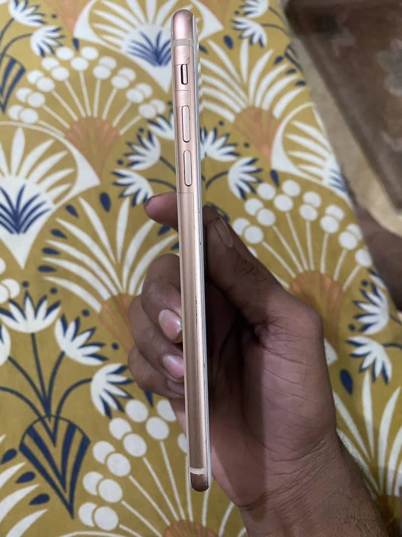 Iphone 8plus 4