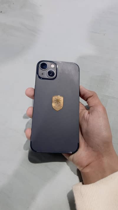 Iphone 13 jv 128gb under apple warrenty 10/10