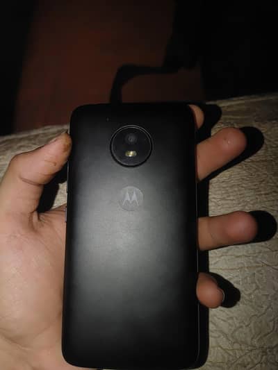 moto e4 in good condition