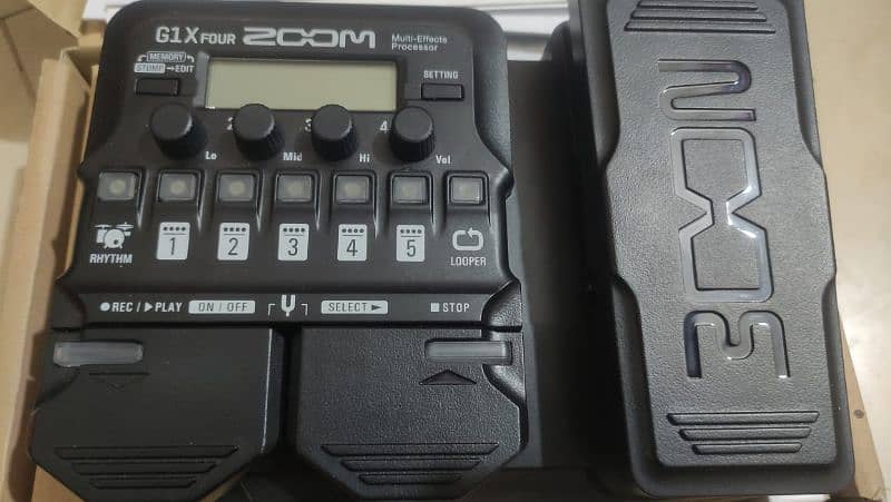 Zoom G1xFour Brand new processor 4