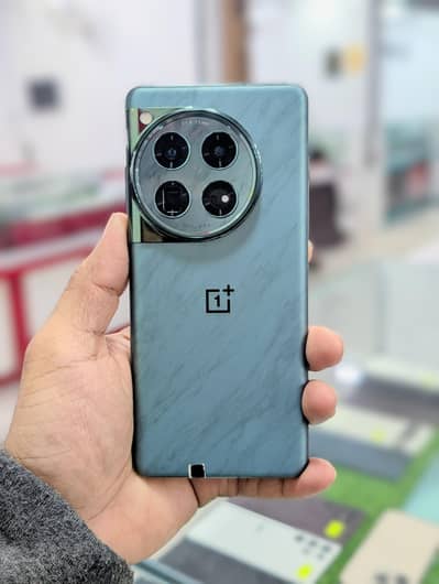 One Plus 12 | 16GB 1TB | 8 Gen 3 | Green edition