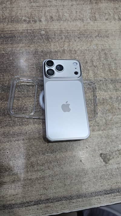 iPhone 15 pro max jv 256gb Face ID issue with box