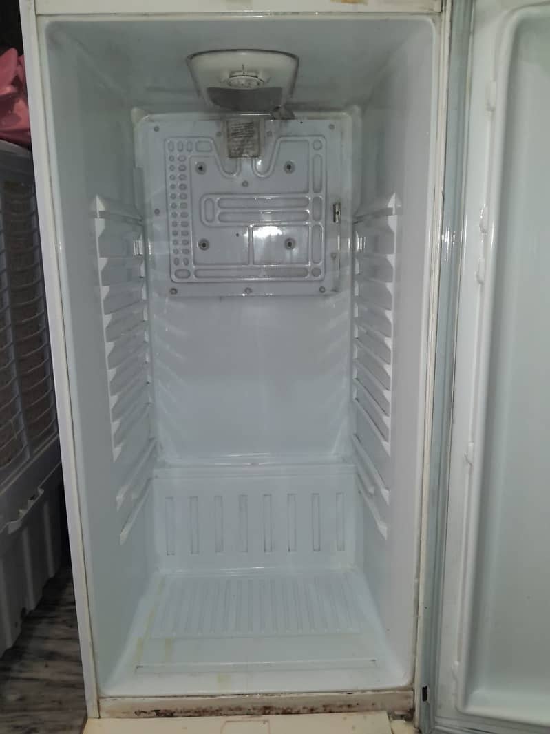 Waves refrigerator full size 2