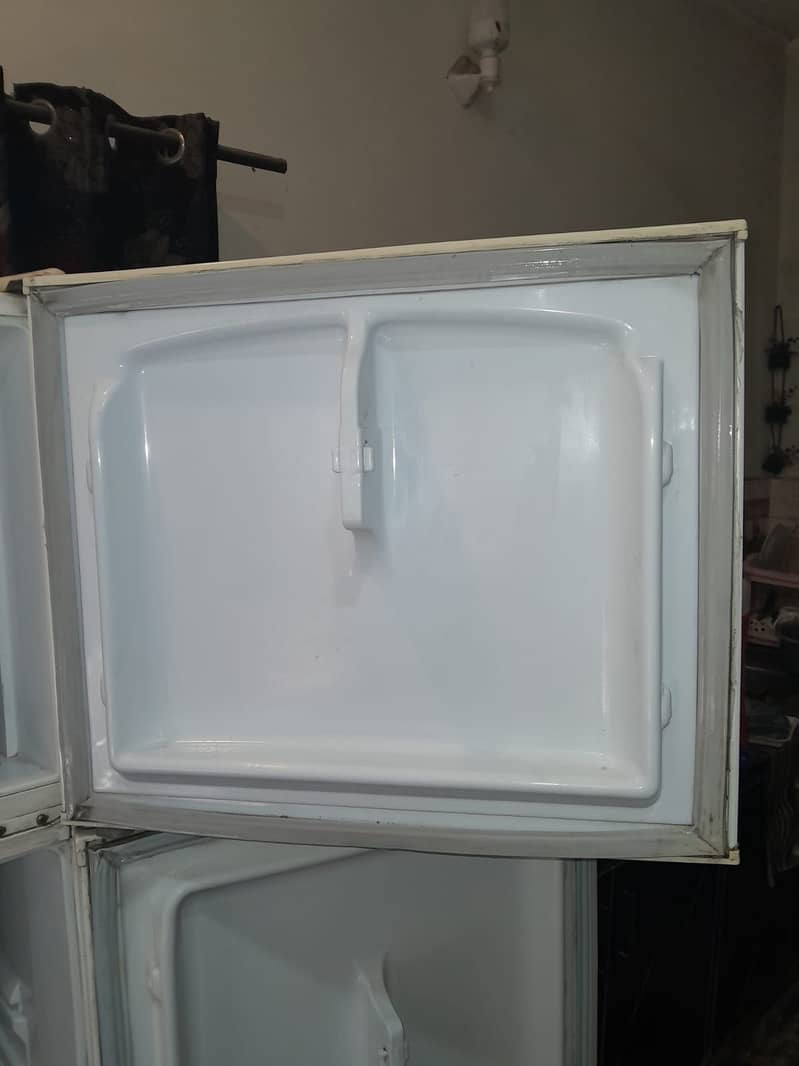 Waves refrigerator full size 8