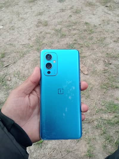 5g phone 12+12 ram 256 memory with box