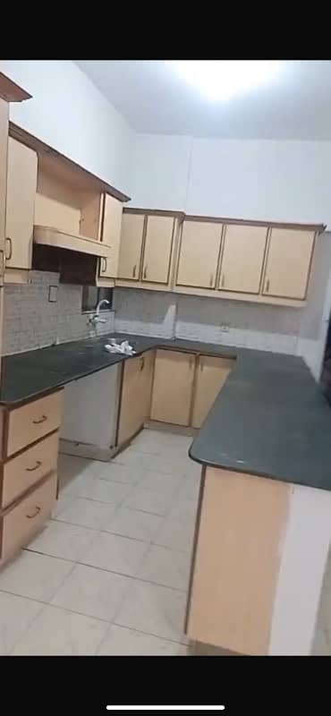 Flat For Rent 3 bed dd