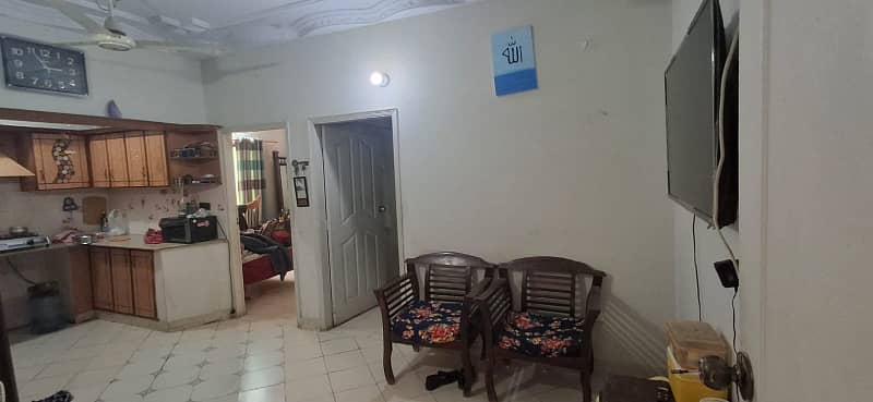 Flat For Rent 2 bed lounge 1