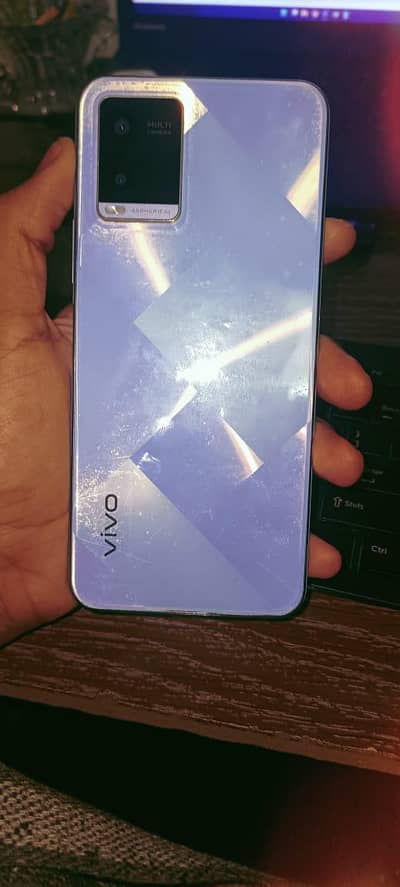 vivo v21