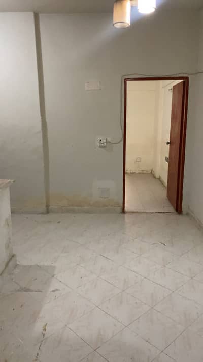 Flat For Rent 4 bed dd