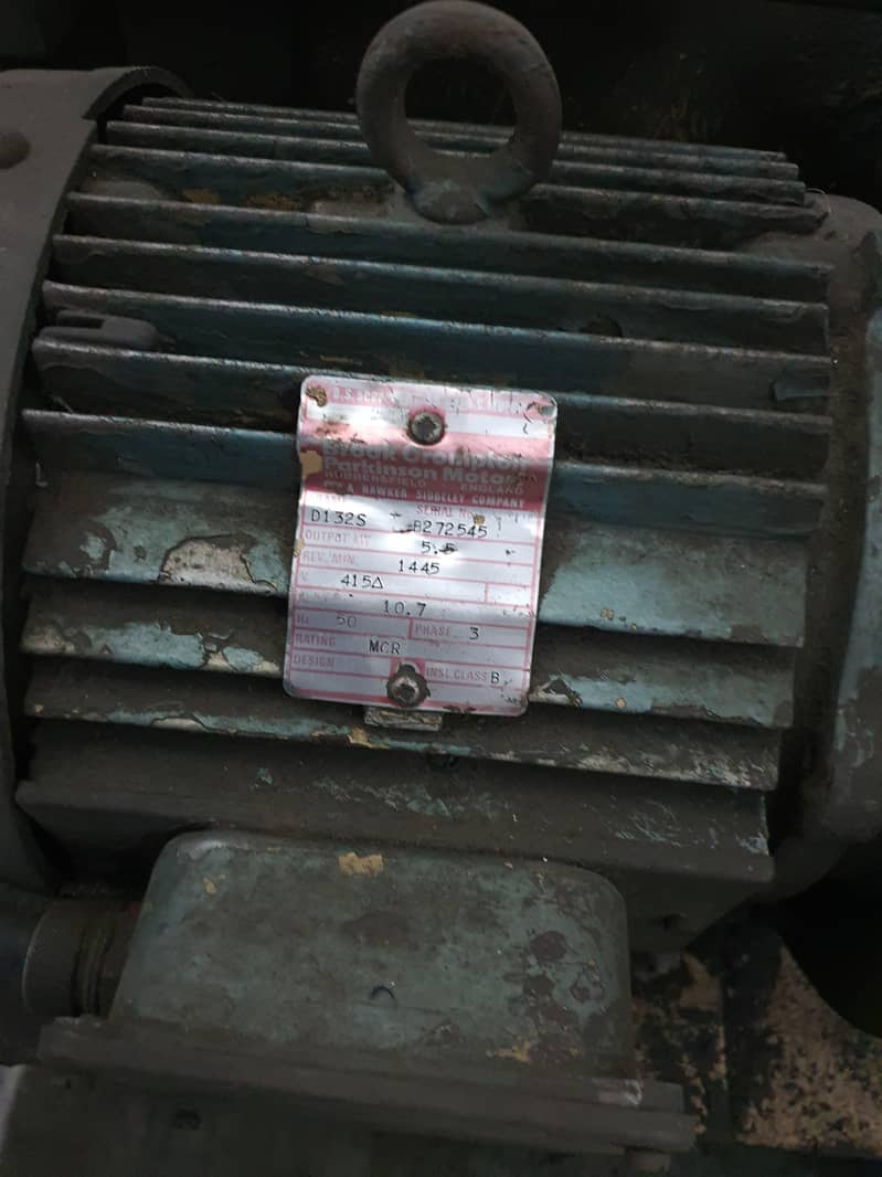 Injection Molding Machine (UK Made) 3