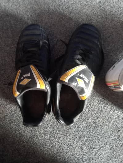 football shoes for sale