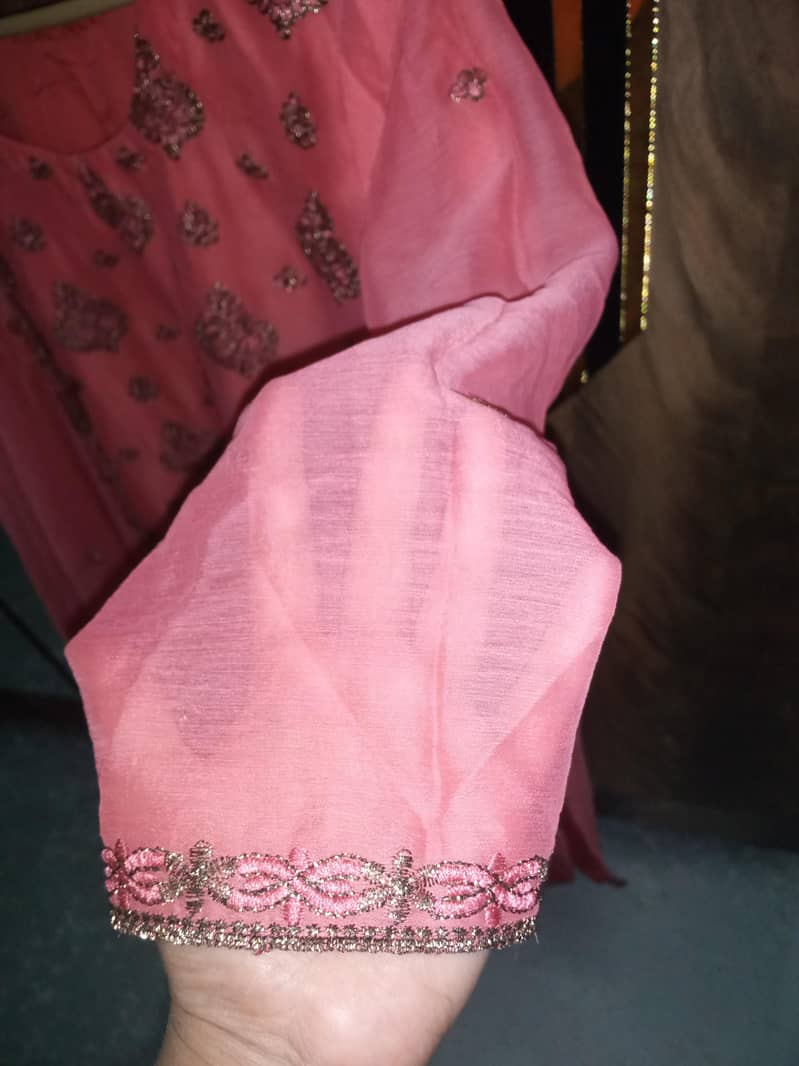 butifull shefon 3 PC suit. . . 0