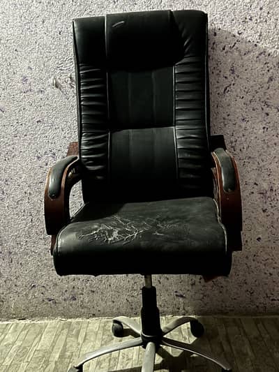 REVOLVING CHAIR FOR SALE