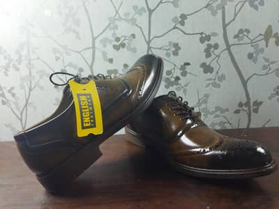 Dress shoes Dark caramel Brown color