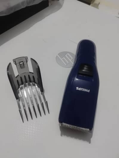 Philips trimmer with comb and charger corded use