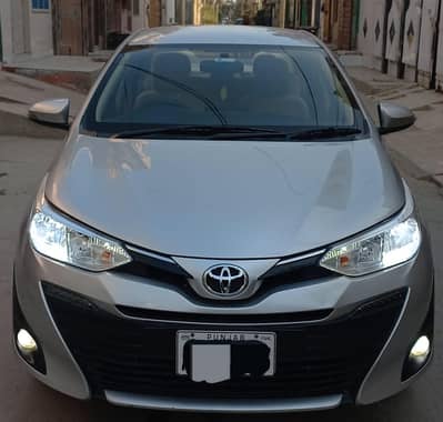 Yaris full option