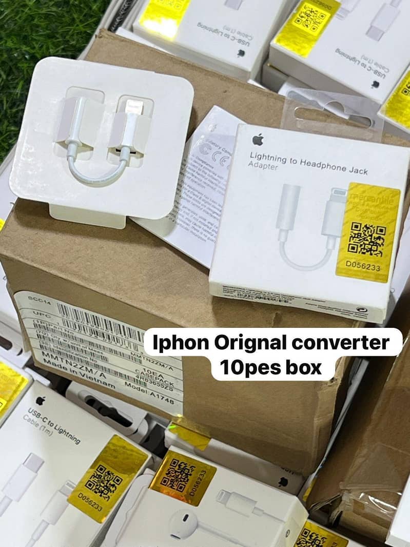 iphone All Accessories like cable handsfree Adoptor 3