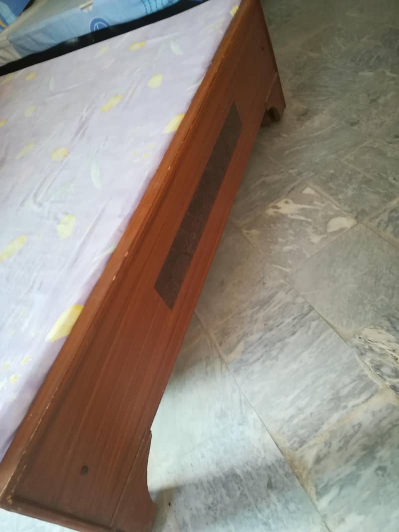 Double Bed with dressing table good condition 2