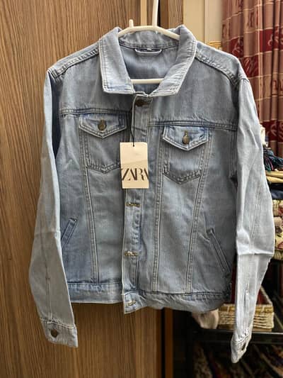 Selling ZARA denim jeans jacket