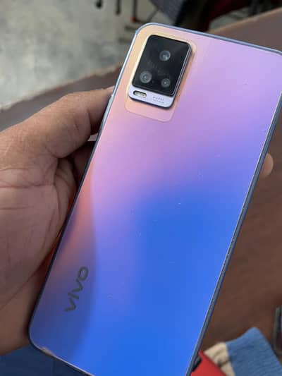 vivo v20 only Mobile 8+4 gb Ram 128 gb memory