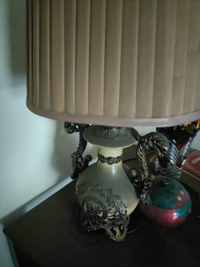 Table lamp 1
