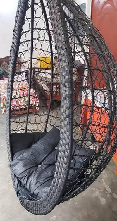 Bhai munasib price par hai or Sirf jhola hai only or