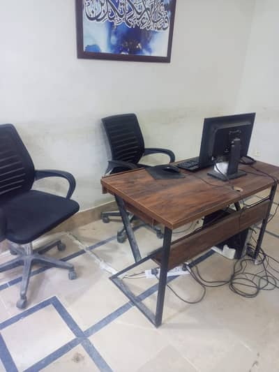 Office Workstations Urgent Sale