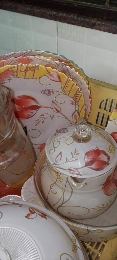 dinner set, cake set and bowels