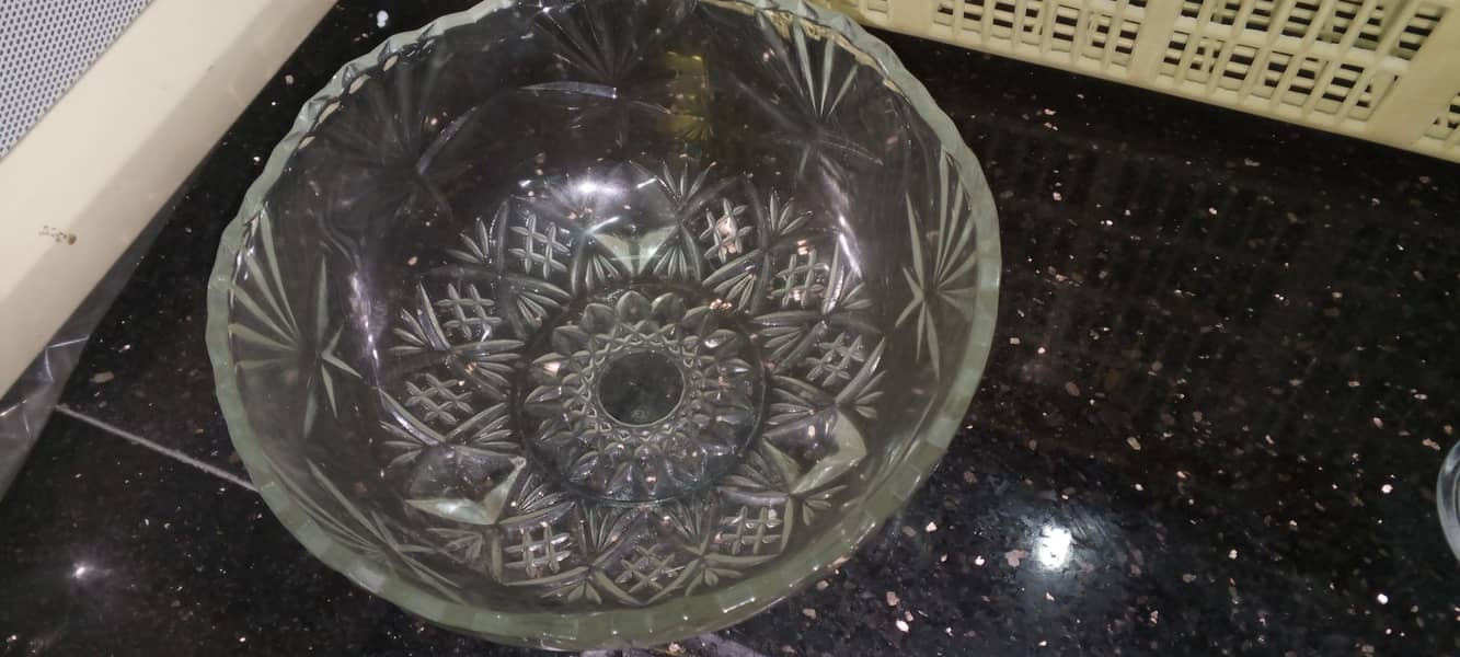 dinner set, cake set and bowels 8