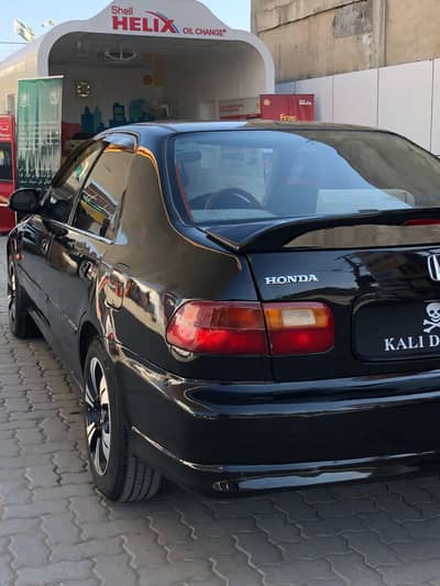 Honda Civic Dolphin 1.6