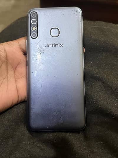 Infinix Hot 8