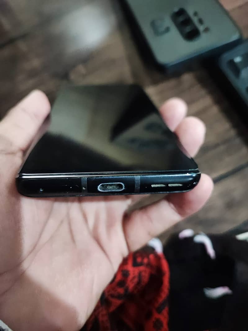 One Plus 8 Pro 5