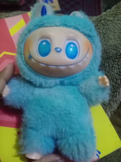 labubu doll