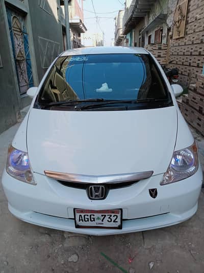 Honda City 2004 family use car