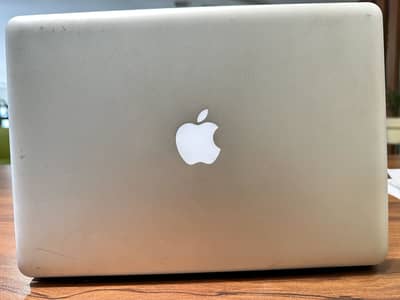Apple Macbook pro 2012 mid