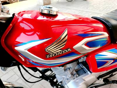 Hondas CG 125 2022 RED Febulus Condition Gift For Honda Lover