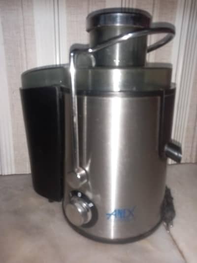 juicer machine for sale new condition he