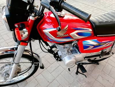 Honda CG 125 2022 Model Red Bolt To Bolt Geniune